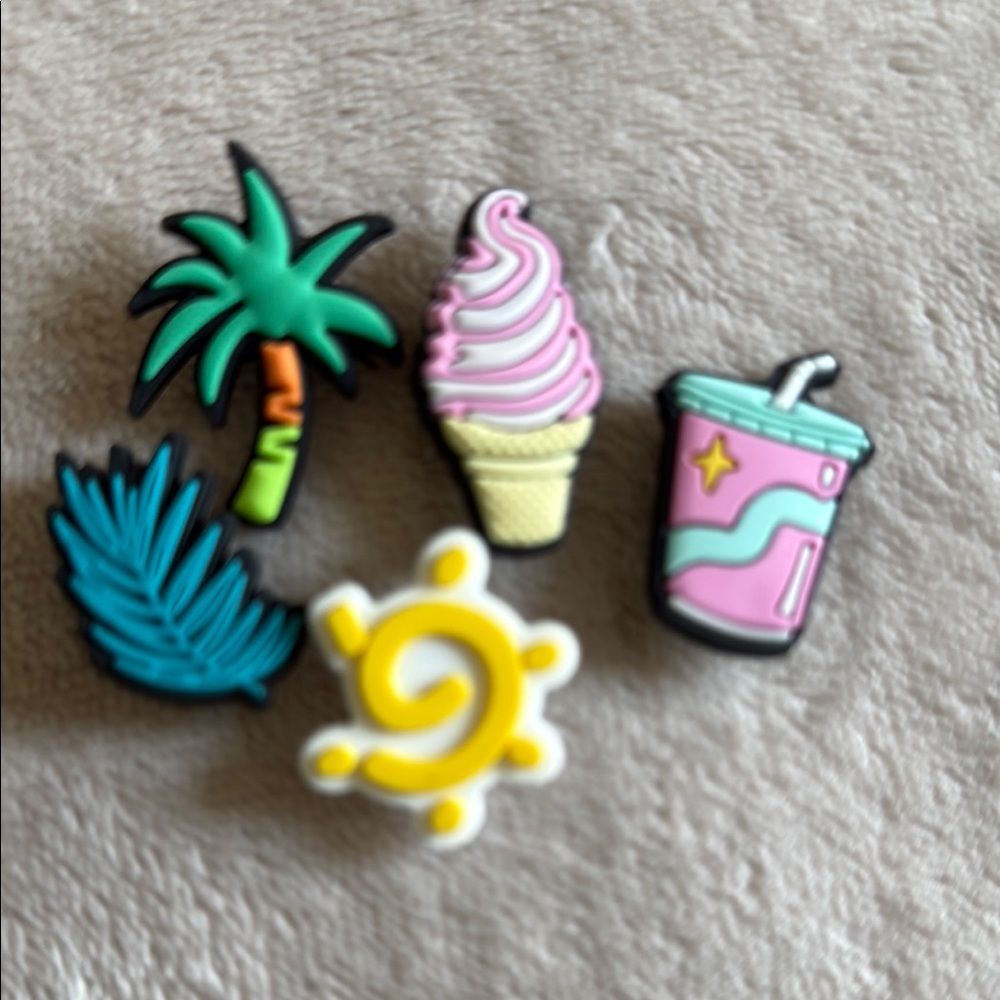Colorful Cartoon Shoe Charms Set NWOT 5 pcs - Picture 2 of 3